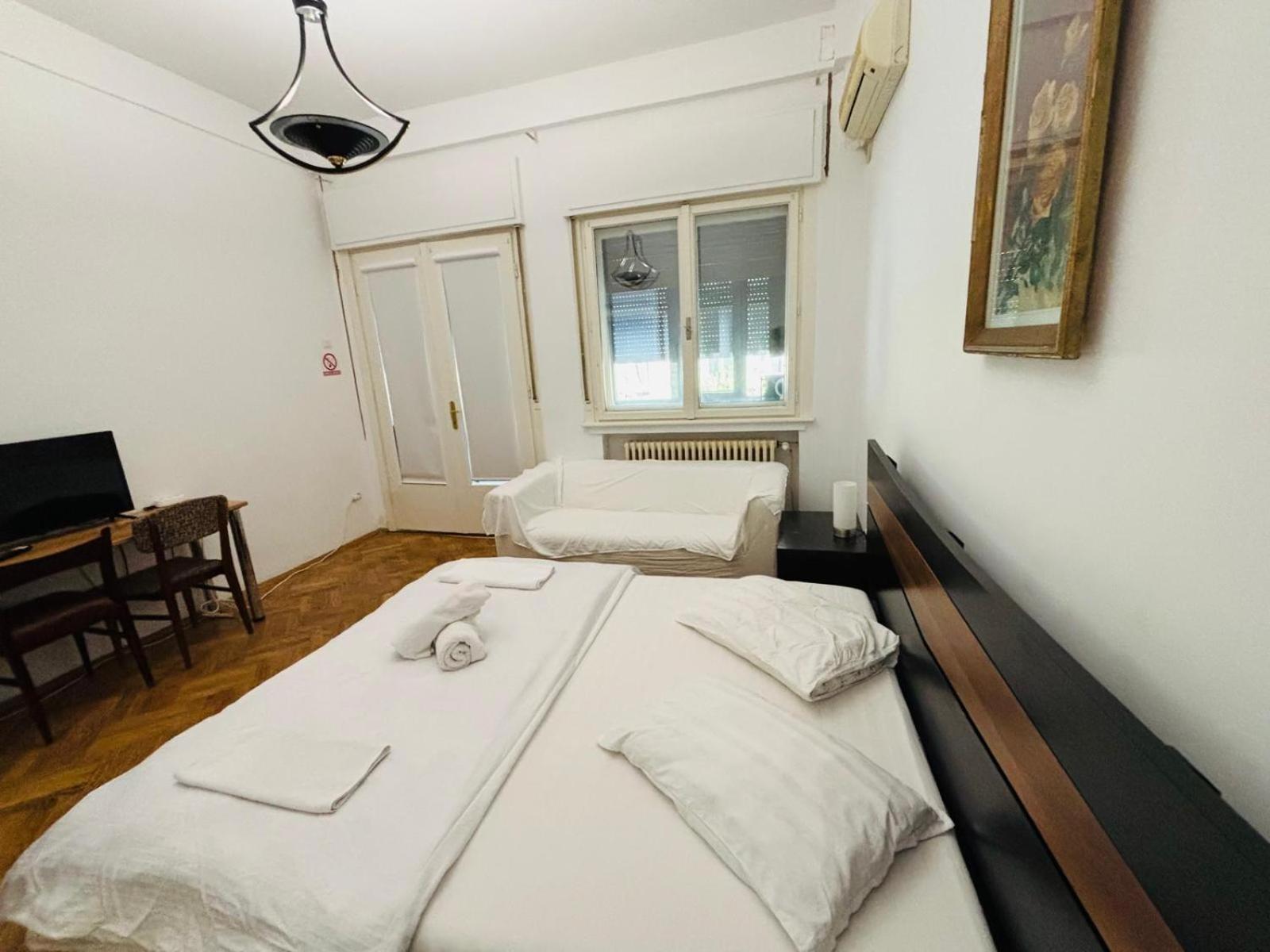Iancu Apartments Bucureşti Ngoại thất bức ảnh