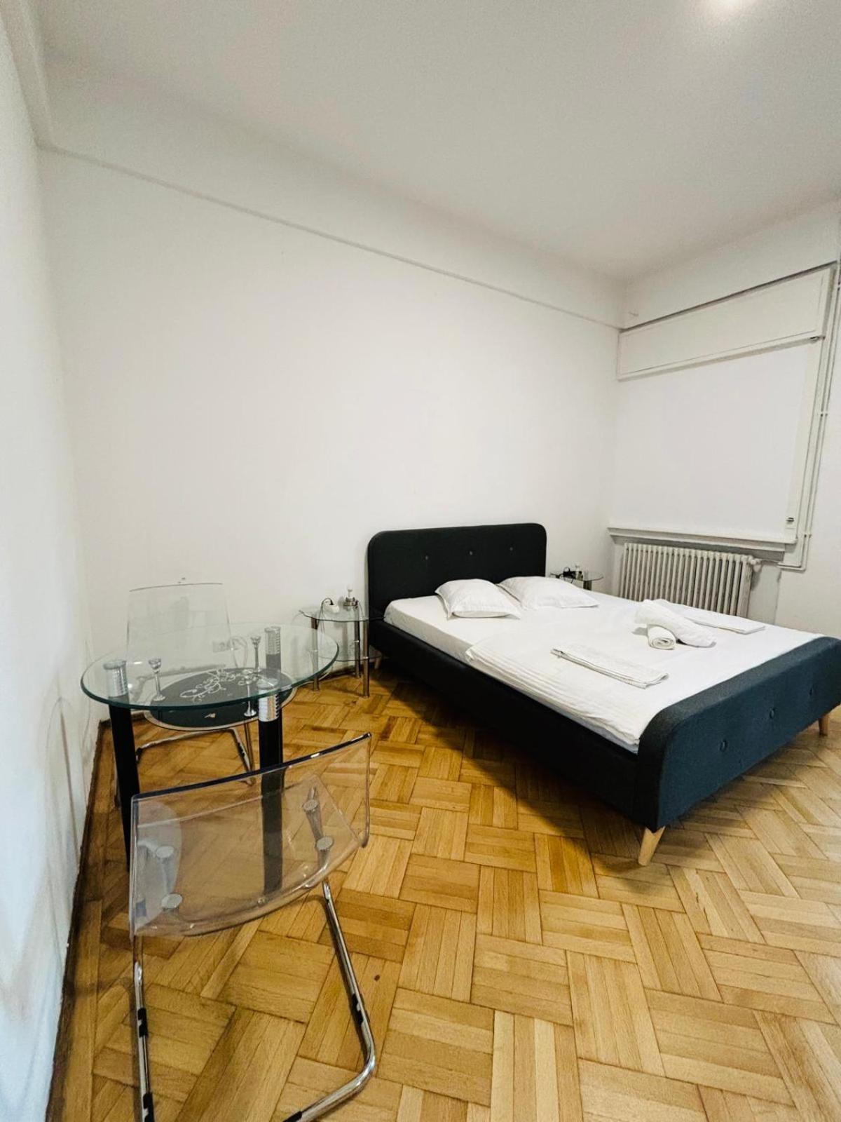 Iancu Apartments Bucureşti Ngoại thất bức ảnh