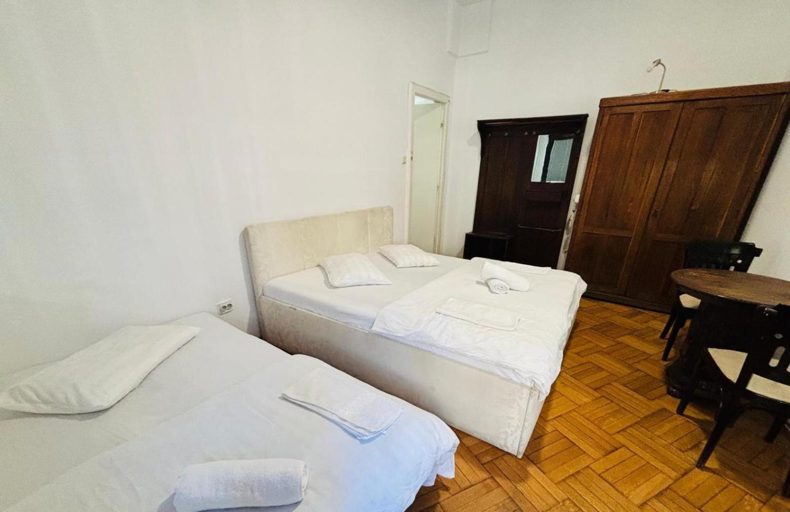 Iancu Apartments Bucureşti Ngoại thất bức ảnh
