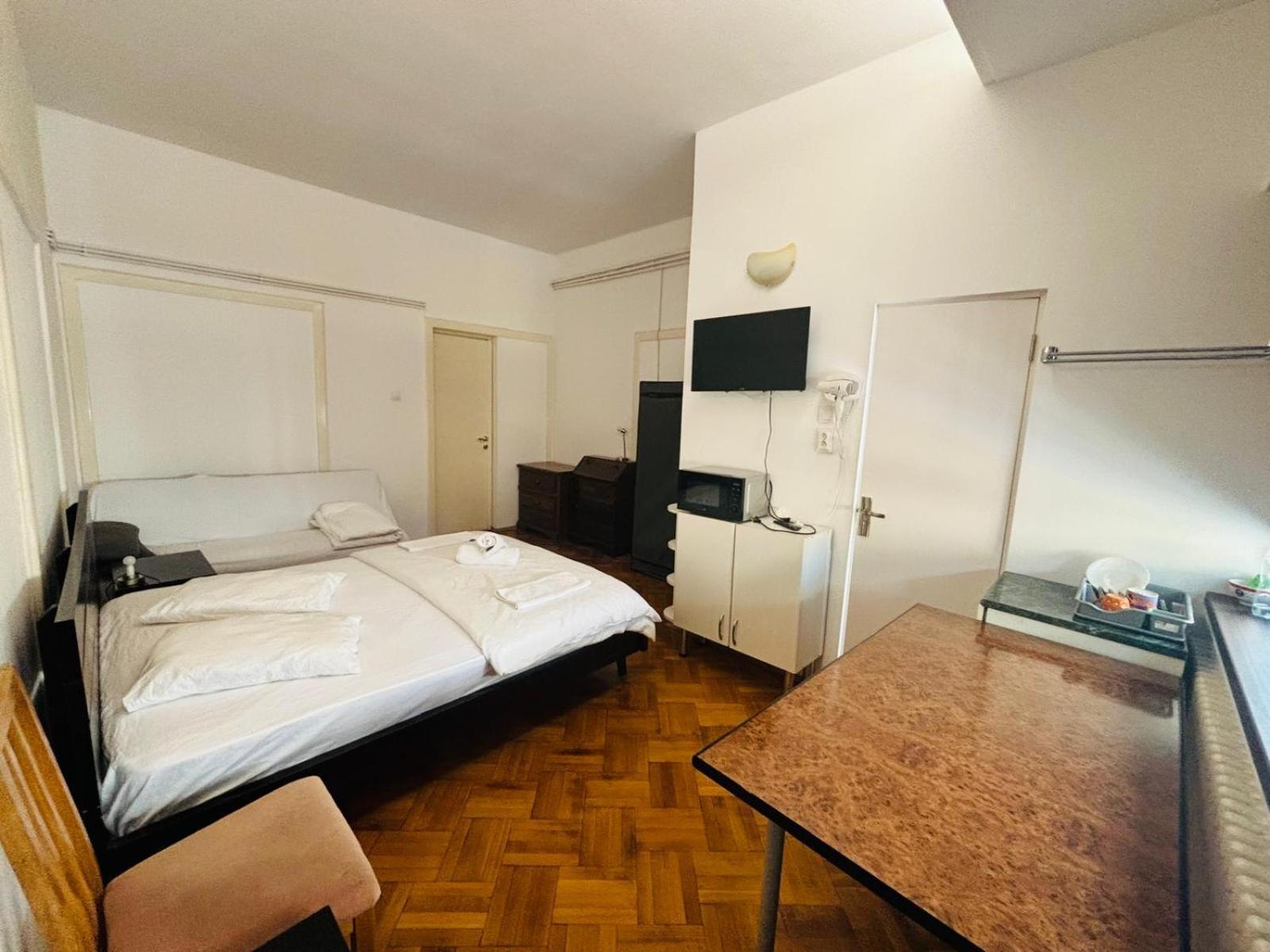 Iancu Apartments Bucureşti Ngoại thất bức ảnh